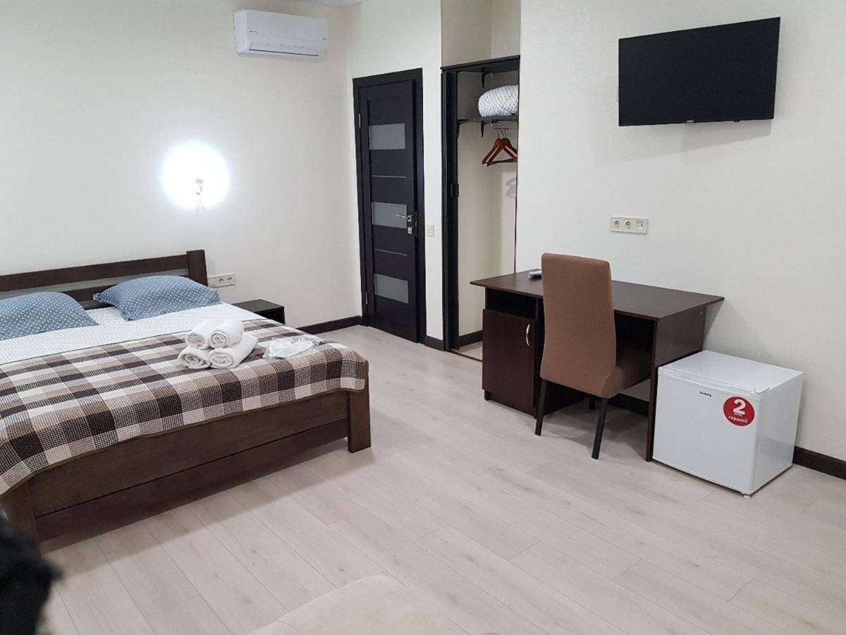 Mini Otel Cozy Patio Odessa Exterior foto