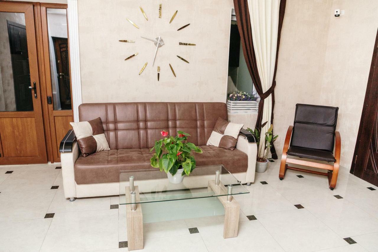 Mini Otel Cozy Patio Odessa Exterior foto